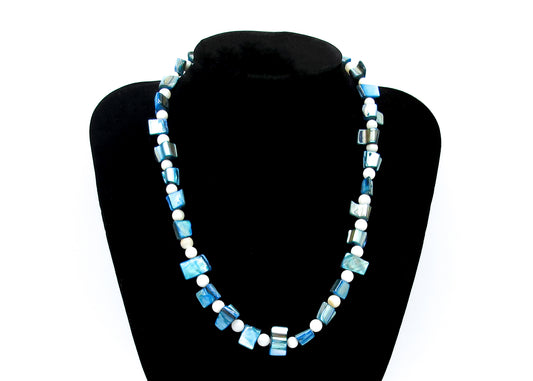 Jordan- Mother of Pearl Necklace with white Beads