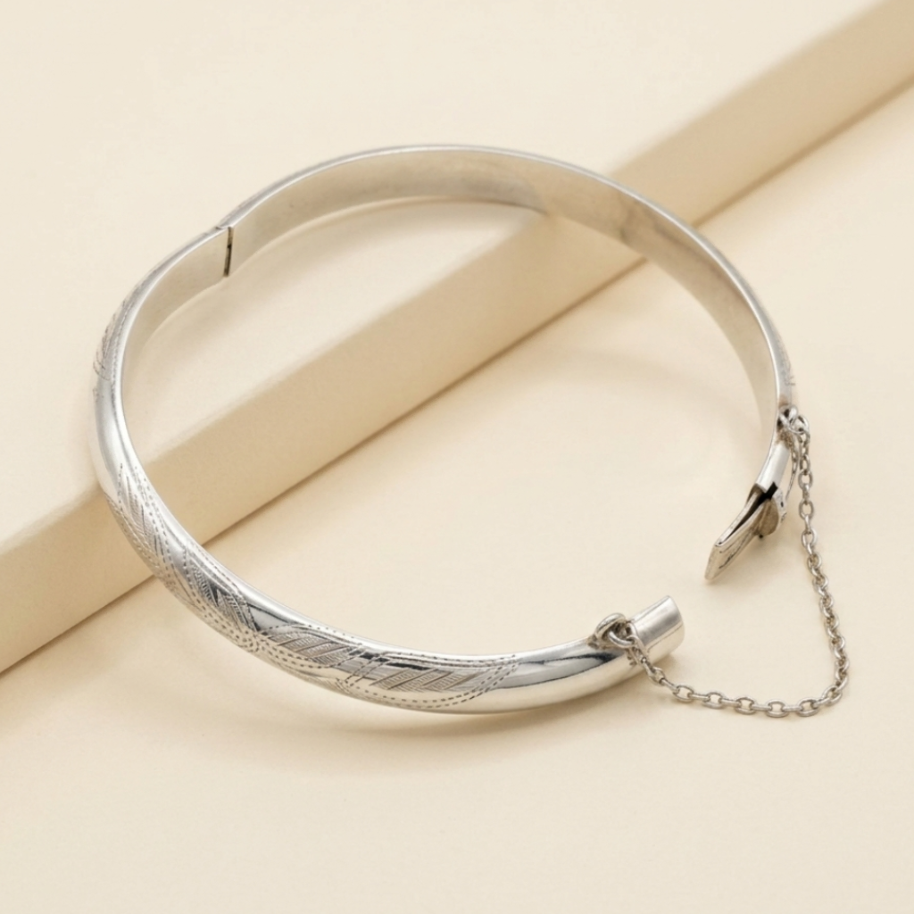 Klara - Sterling Silver .925 Vintage Etched Design Hinged Bangle - Brand New!